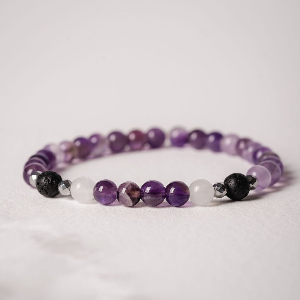 Bracelet Athéna en améthyste, jade blanc, pierre de lave et hématite