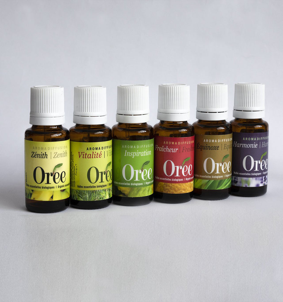 
                  
                    Aromathérapie - Six bouteilles d'huiles essentielles organiques
                  
                